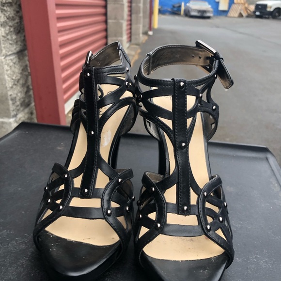 Guess Women’s Black Leather Platform Heels shoes - Size 6M - Picture 6 of 14